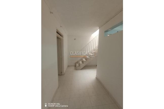 Casas, Alquiler, Departamental - $1.550.000