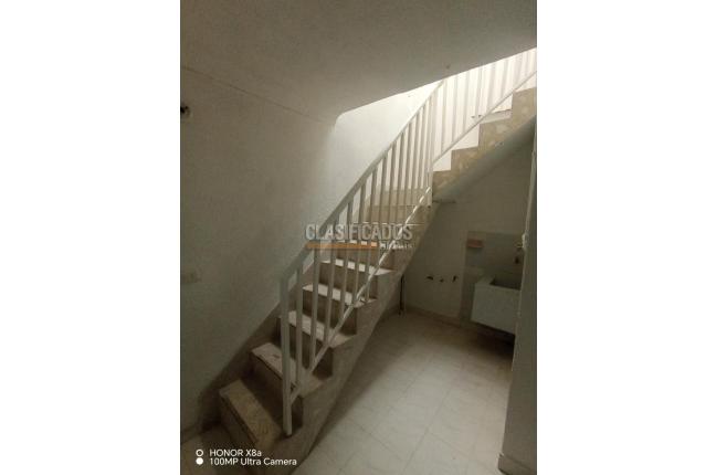 Casas, Alquiler, Departamental - $1.550.000