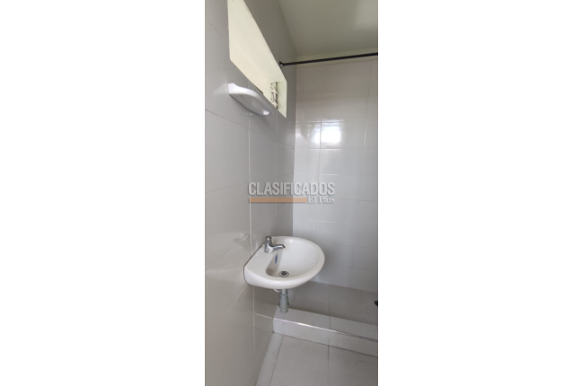 Casas, Alquiler, Ciudad Córdoba - $700.000
