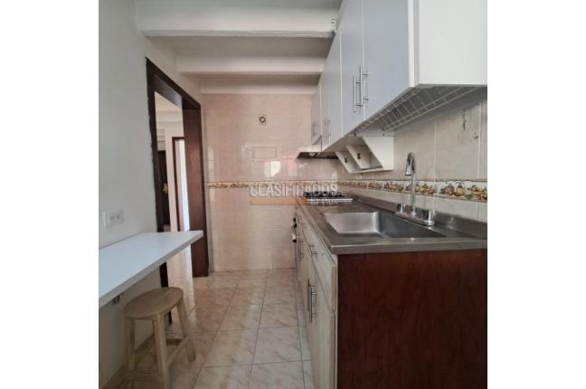 Apartamentos, Venta, Prados del Norte - $235.000.000