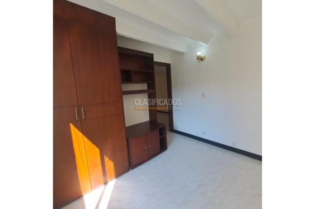 Apartamentos, Venta, Prados del Norte - $235.000.000
