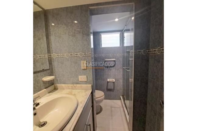 Apartamentos, Venta, Prados del Norte - $235.000.000