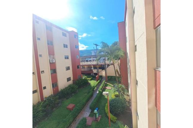 Apartamentos, Venta, Prados del Norte - $235.000.000