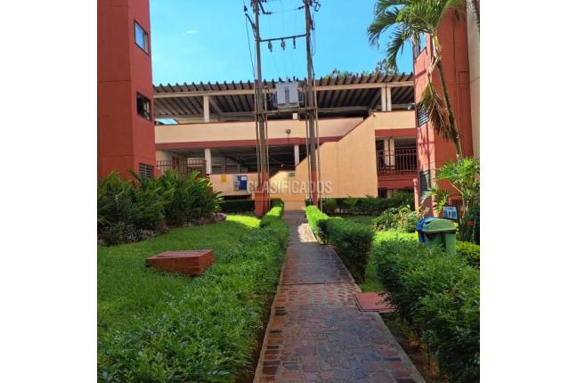 Apartamentos, Venta, Prados del Norte - $235.000.000