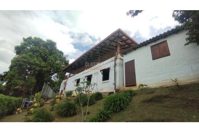 Fincas y Casas Campestres, Venta en Yumbo