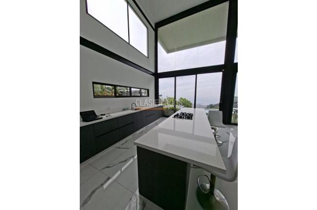 Casas, Venta en Yumbo