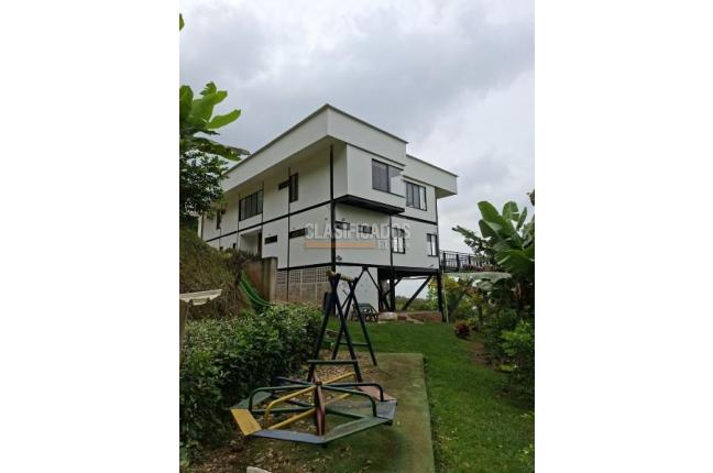 Casas, Venta, Yumbo - $1.700.000.000