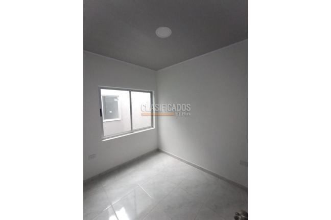 Apartamentos, Alquiler, Olaya Herrera - $680.000
