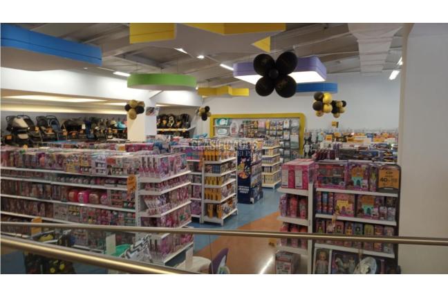 Locales y Bodegas, Alquiler en Santa Mónica Norte