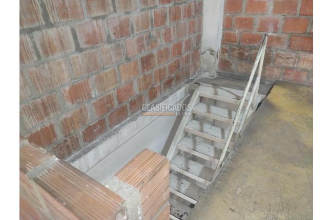 Locales y Bodegas, Alquiler, Porvenir - $4.300.000