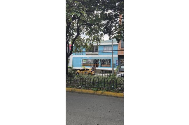 Locales y Bodegas, Venta en Santa Mónica Norte