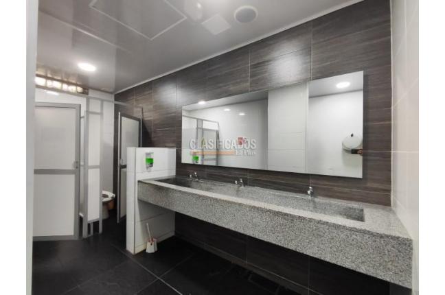 Locales y Bodegas, Venta, Tequendama - $102.000.000