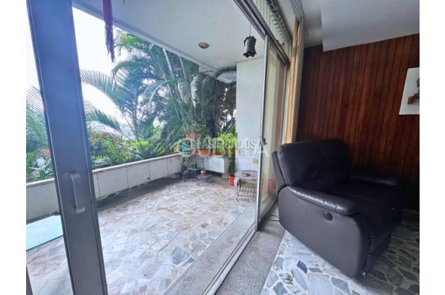 Casas, Venta, Miraflores - $1.695.000.000