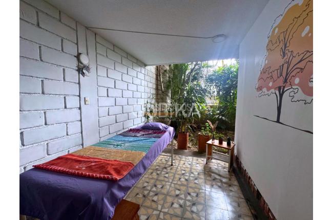 Casas, Venta, Miraflores - $1.695.000.000