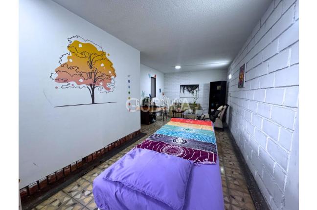 Casas, Venta, Miraflores - $1.695.000.000