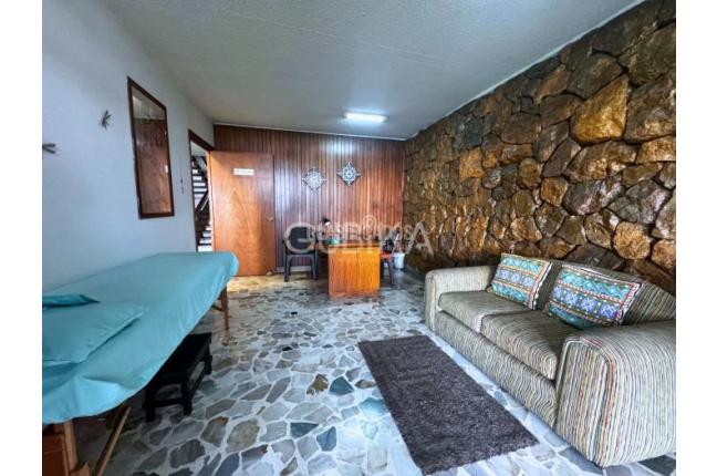 Casas, Venta, Miraflores - $1.695.000.000