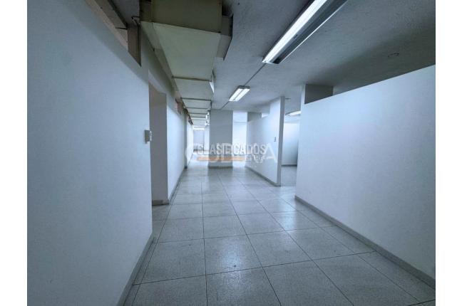 Locales y Bodegas, Alquiler, Prados del Norte - $17.000.000