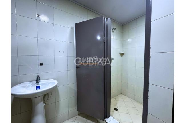 Locales y Bodegas, Alquiler, Prados del Norte - $17.000.000