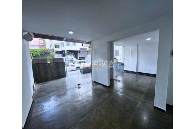 Locales y Bodegas, Alquiler, El Peñón - $4.800.000