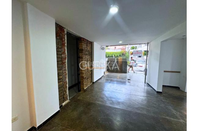 Locales y Bodegas, Alquiler, El Peñón - $4.800.000