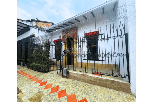 Casas, Venta, San Antonio - $900.000.000