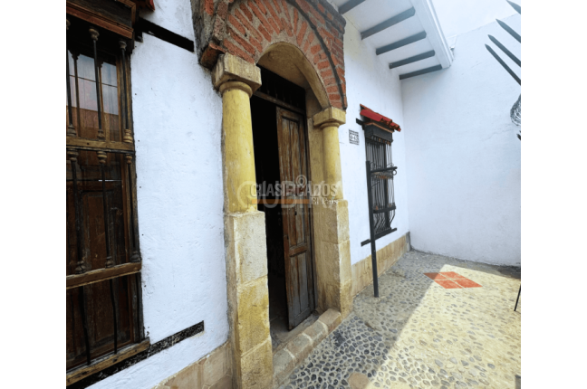 Casas, Venta, San Antonio - $900.000.000