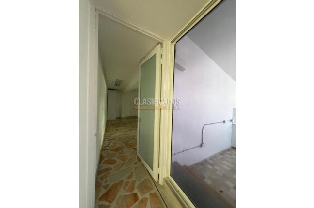 Oficinas y Consultorios, Alquiler, Ciudad Jardín - $4.970.000