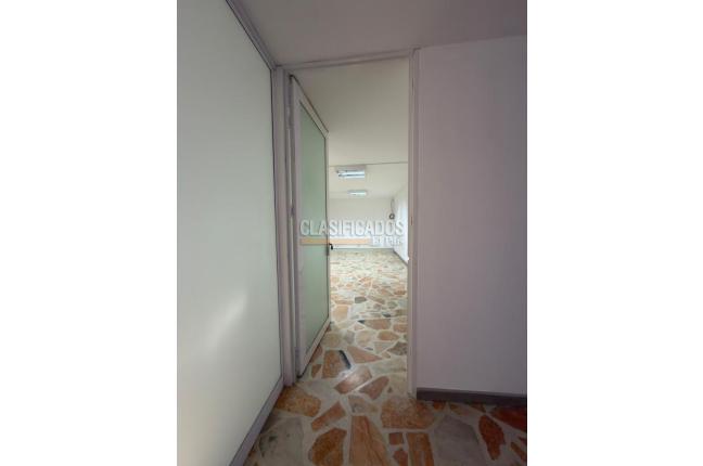 Oficinas y Consultorios, Alquiler, Ciudad Jardín - $3.550.000