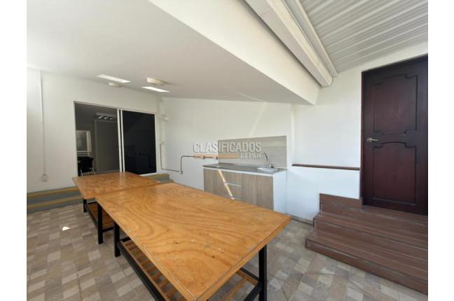 Oficinas y Consultorios, Alquiler, Ciudad Jardín - $3.550.000