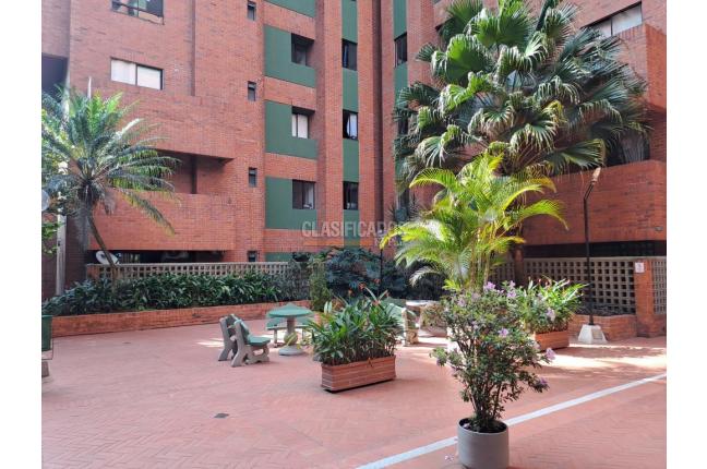 Apartamentos, Venta en Chipichape
