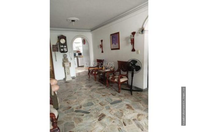 Apartamentos, Venta, El Limonar - $328.000.000