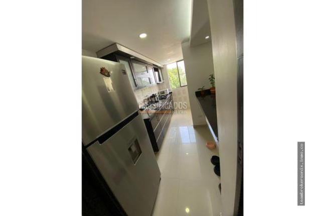 Apartamentos, Venta, Los Cámbulos - $420.000.000