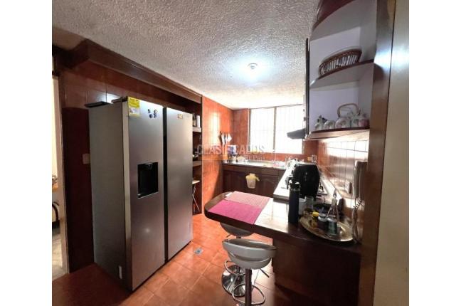 Apartamentos, Venta, Centenario - $490.000.000