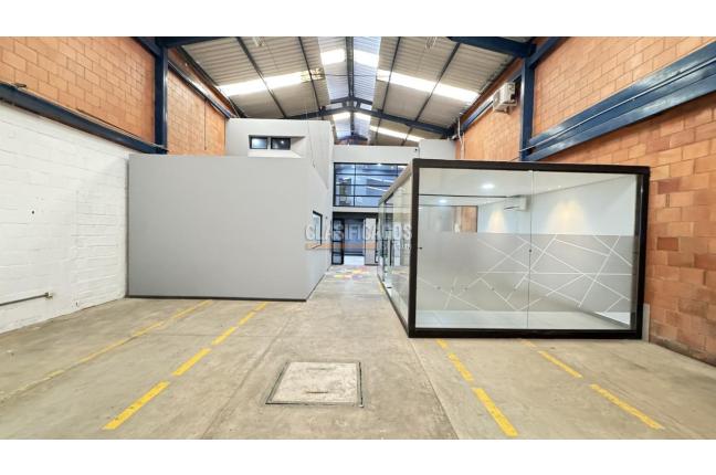 Locales y Bodegas, Alquiler, Obrero - $9.000.000