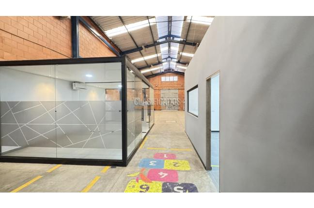 Locales y Bodegas, Alquiler, Obrero - $9.000.000