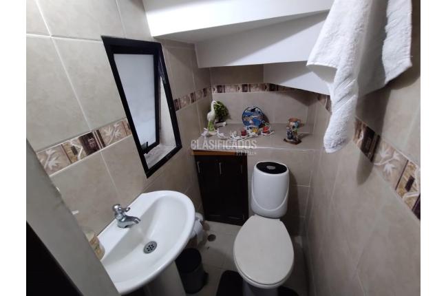 Casas, Venta, Guadalupe - $690.000.000