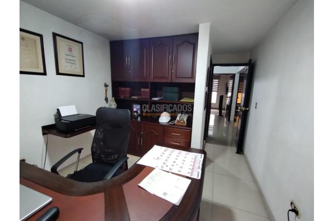 Casas, Venta, Guadalupe - $690.000.000