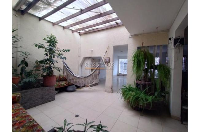 Casas, Venta, Eucarístico - $800.000.000