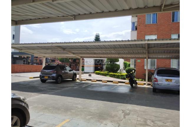 Apartamentos, Venta en Valle del Lili