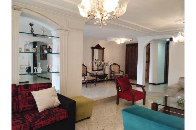 Apartamentos, Venta, Cristales - $790.000.000