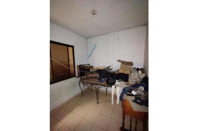 Locales y Bodegas, Venta, San Nicolás - $680.000.000