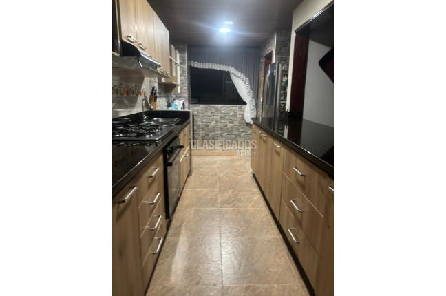 Apartamentos, Venta, Los Cámbulos - $580.000.000