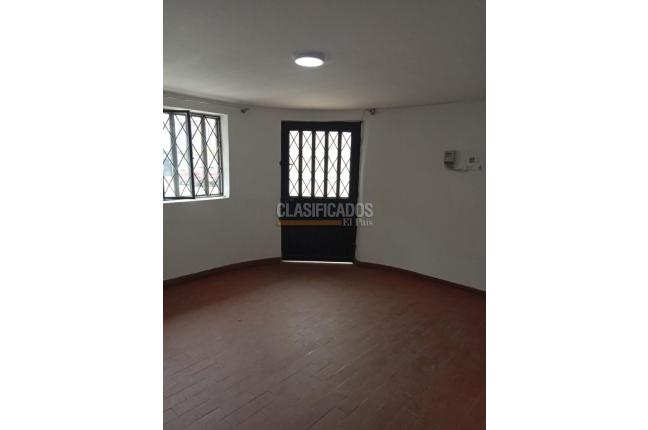 Casas, Venta, Bogotá - $950.000.000