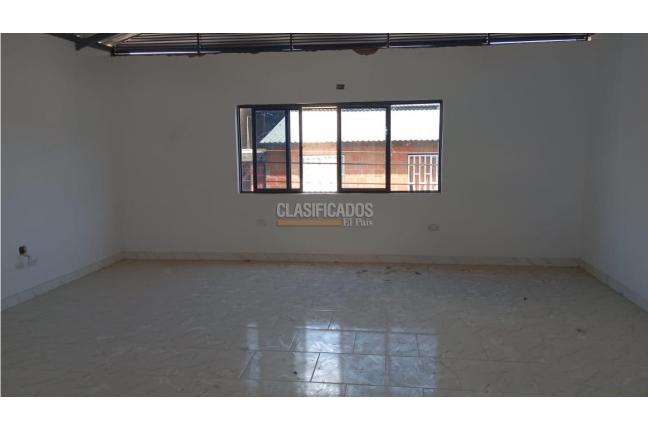 Locales y Bodegas, Alquiler, Santander - $5.200.000