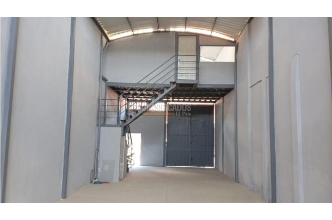 Locales y Bodegas, Alquiler en Porvenir