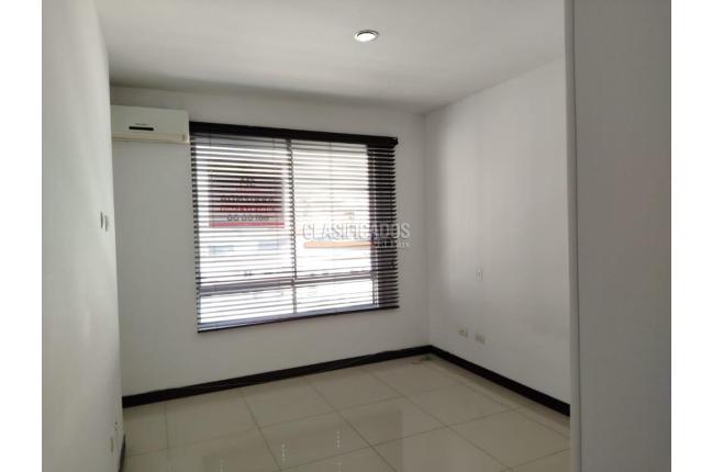 Apartaestudios, Alquiler, Chipichape - $2.500.000