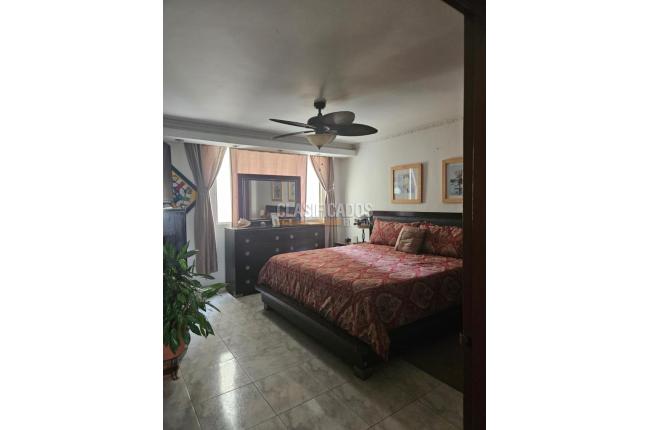 Apartamentos, Venta, Versalles - $360.000.000