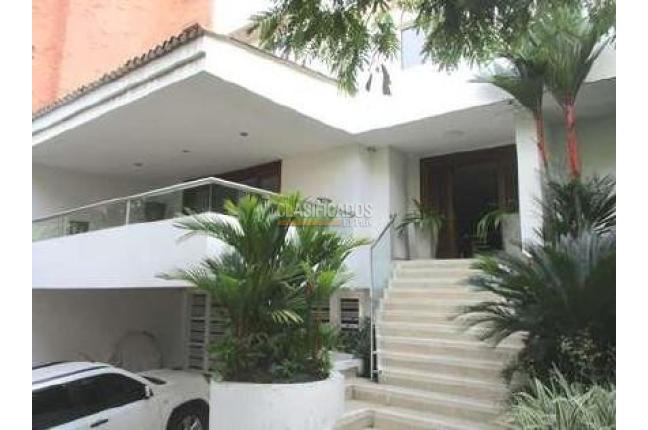 Casas, Venta, Santa Mónica Alta - $2.950.000.000