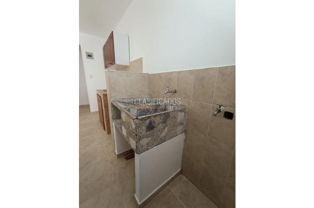 Apartamentos, Alquiler, Junín - $850.000