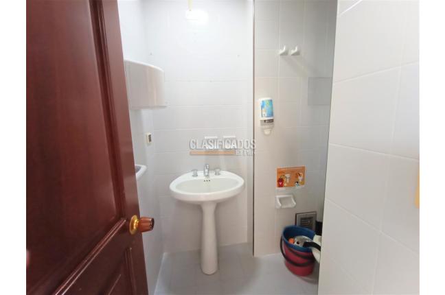 Oficinas y Consultorios, Venta, Capri - $190.000.000